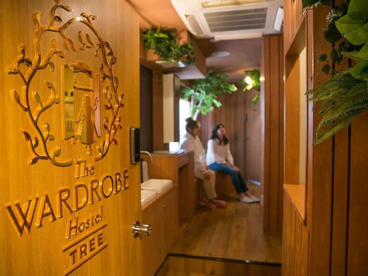 The Wardrobe Hostel Tree Tokyo